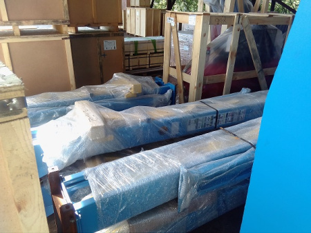 Автомобильный подъемник с верхней связью S4D-2 Автомобильный подъемник с верхней связью S4D-2