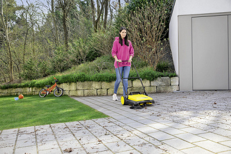 Подметальная машина Karcher S4
