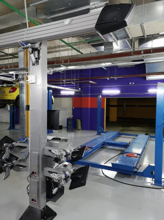 Подъемник четырехстоечный электрогидравлический F4D-4